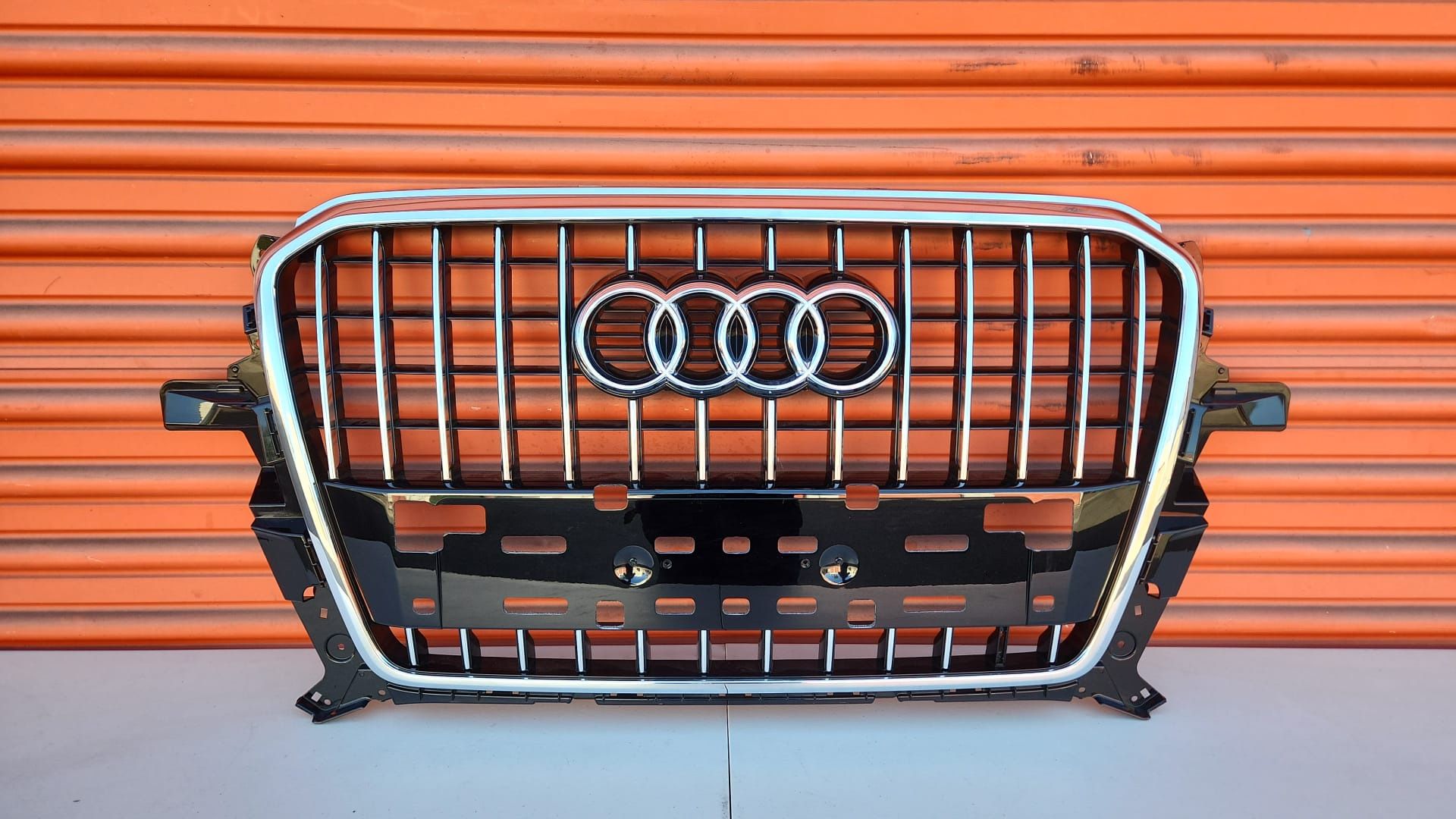Audi Q5 Front Grill 2014-2017