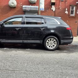 2014 Lincoln MKT