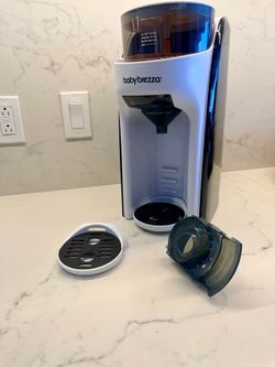 Baby Brezza Pro Formula Maker