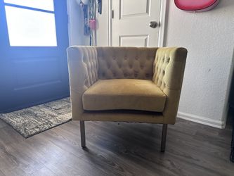 Velvet Tufted Accent Chair,l