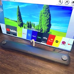 77”LG OLED Signature Wallpaper 4K 2160p UHD Model OLED77W8PUA