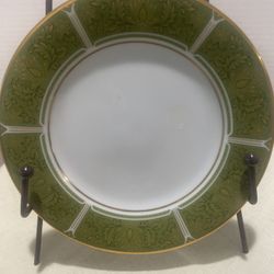 Noritake “Eroica” Dessert Dish Trimmed in Gold on Green