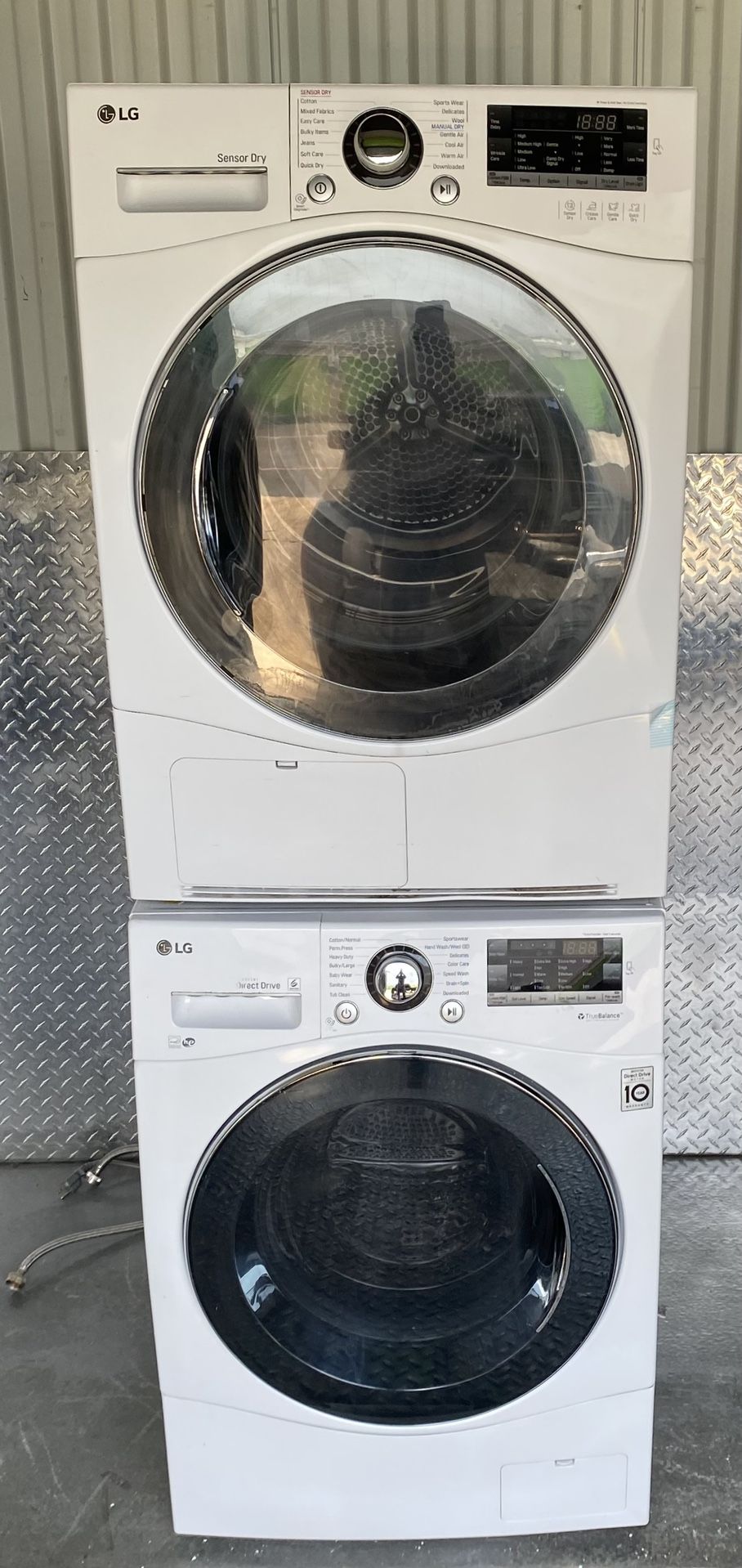 “Ventless” LG STEAM 24” Apt Size Washer & Dryer Set in GREAT CONDITION!!!