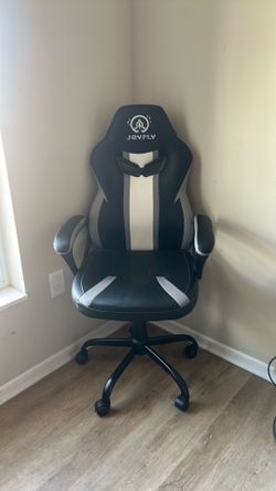 Gaming chair
