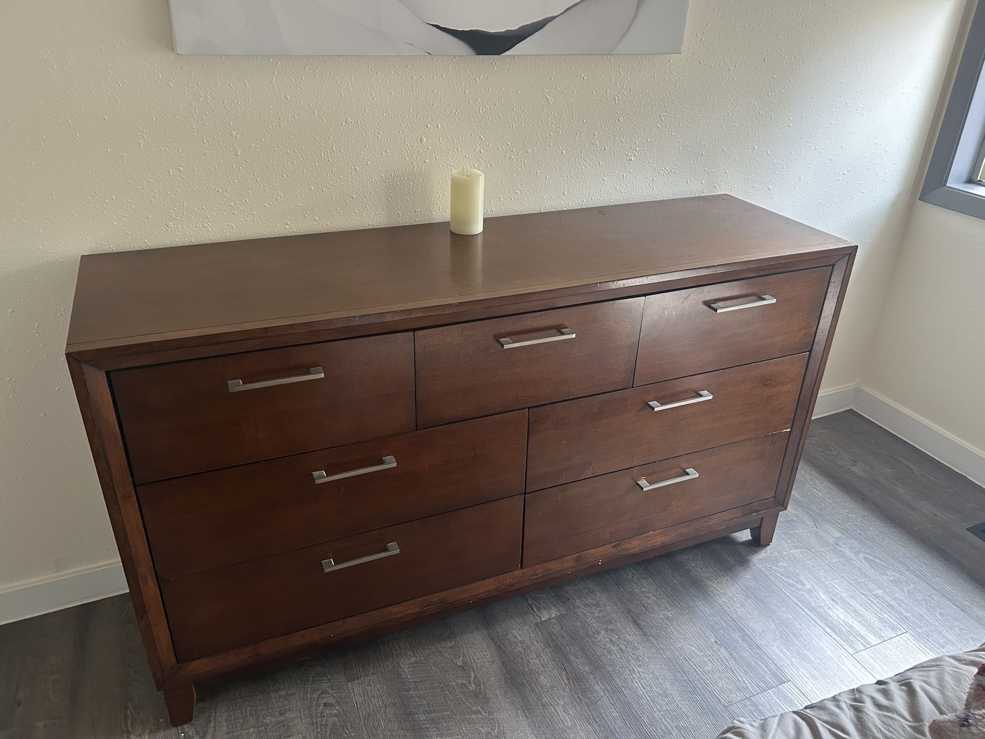 Large Dresser (Like New)