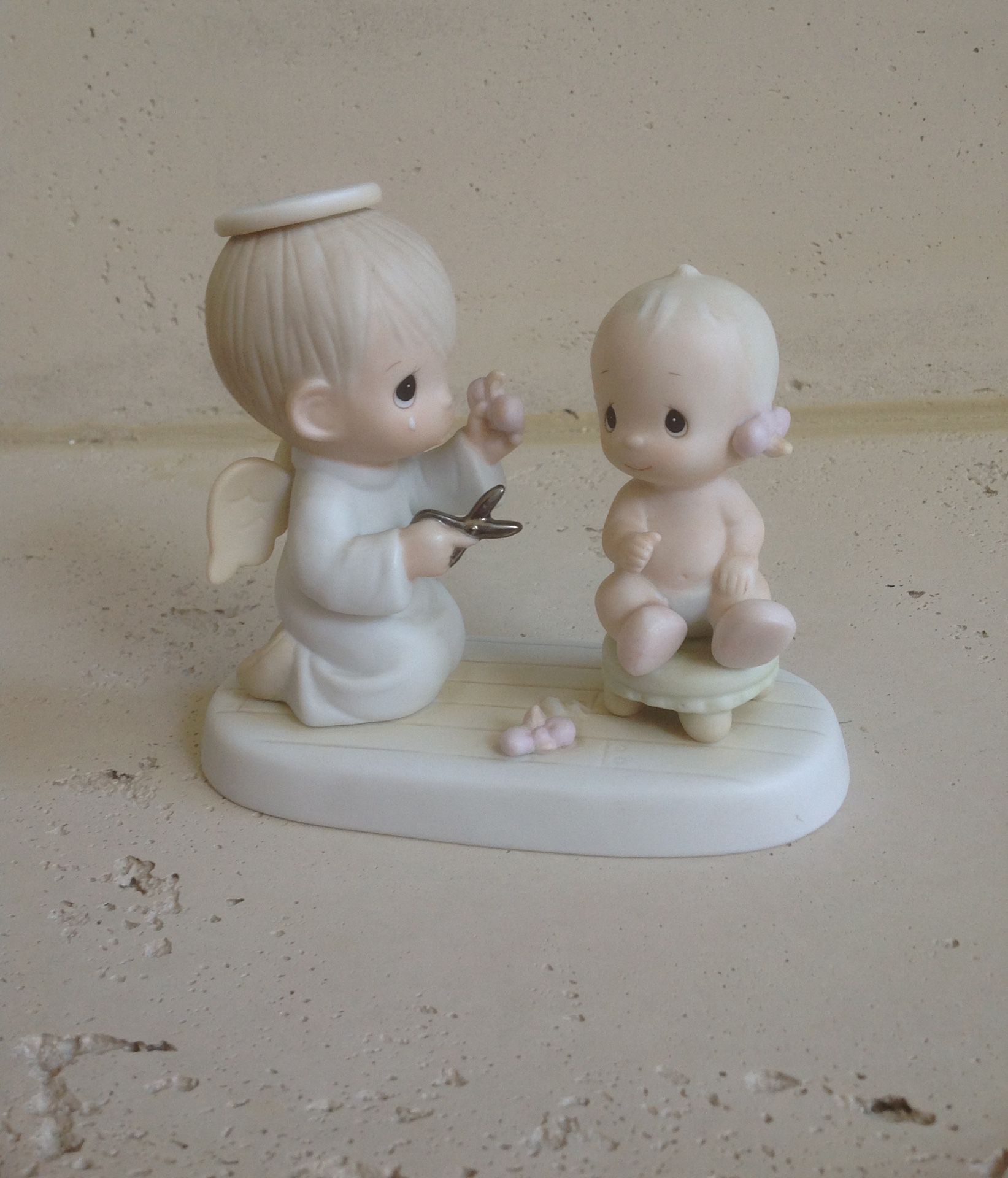 Precious Moments BABY'S FIRST HAIRCUT 1984 Enesco Imports Corp. 12211