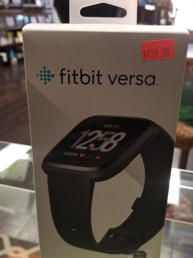 New. Unused. Available at RizTech Medina. Fitbit Versa. Heart Rate. Water resistant. Fitness. Music