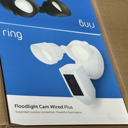 Ring Floodlight Cam Wired Plus – Available in Black and White