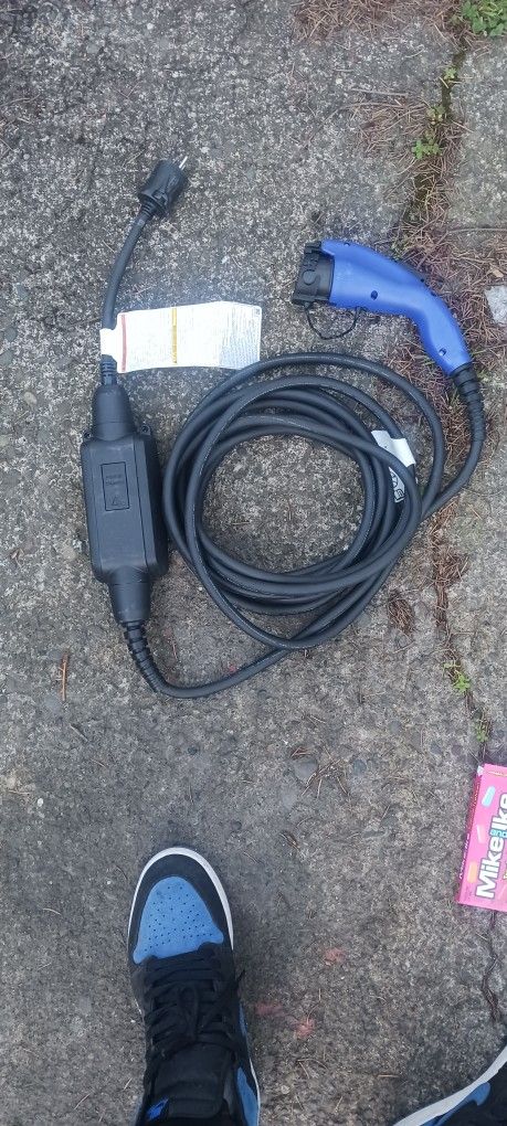 Toyota/Lexus Electric Car Charger