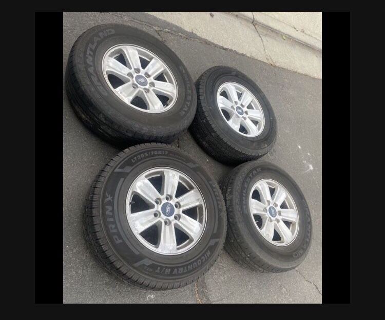 4 X LT265/70r17 6x135 6x5.31 Ford F-150 Stock Wheels Rims With Tires!!