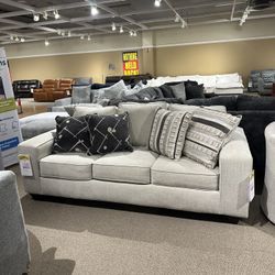 ✨ Sofa & Loveseat Set – New, Wrapped & Ready! ✨