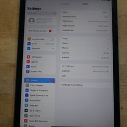 Apple MM9C3LL/A A2588 iPad Air  64GB, Wi-Fi, 10.9in - Space Gray USED. TESTED. IN A GOOD WORKING ORDER. FACTORY RESET WAS DONE. NO I CLOUD. NOTE DENT 