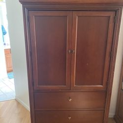 Thomasville Armoire