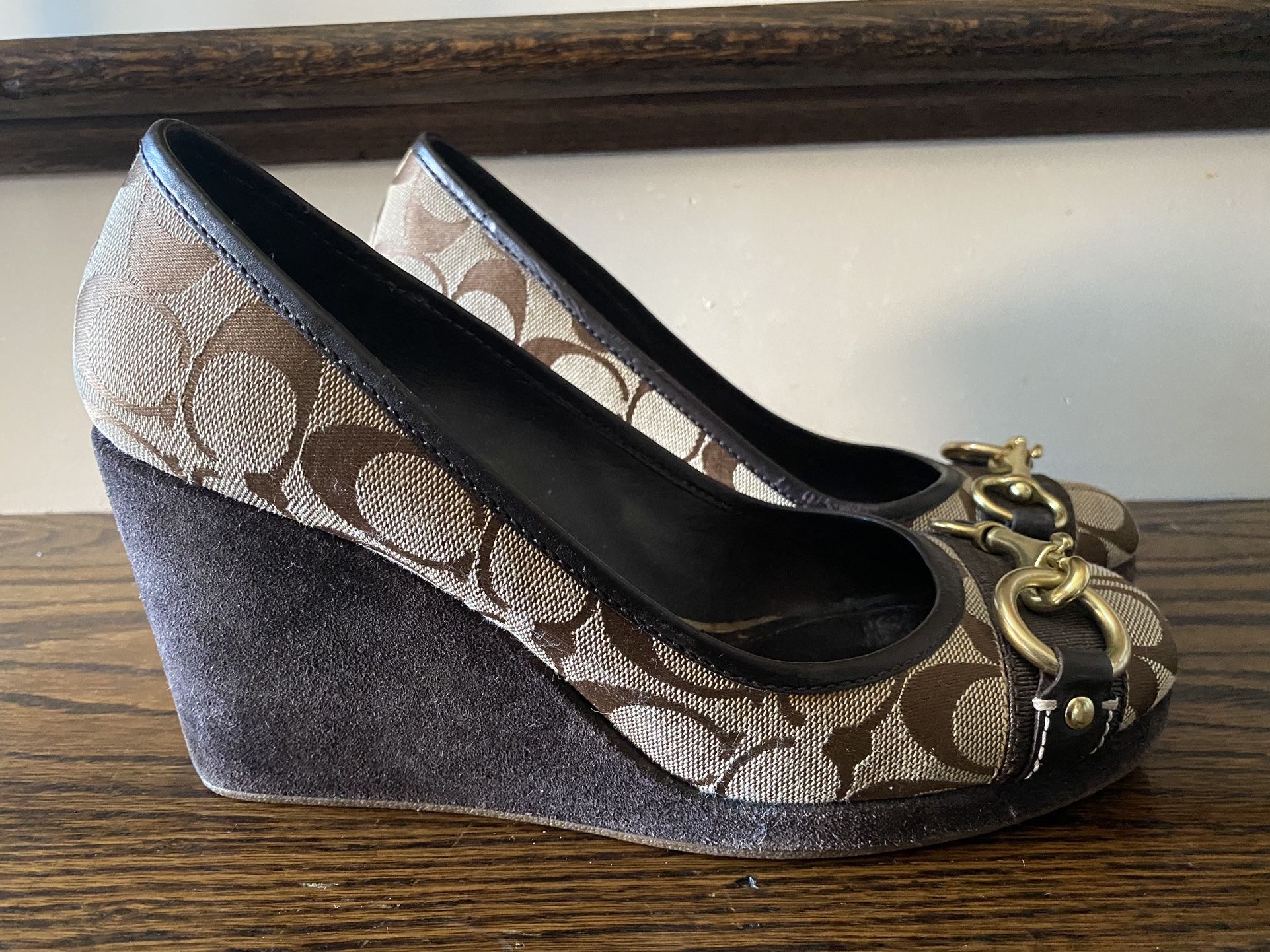Coach Wedges Sz 8