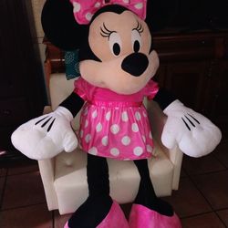 Jumbo Minnie Mouse 