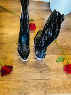 BOTAS NUEVA SIZE 10 PARA MUJER