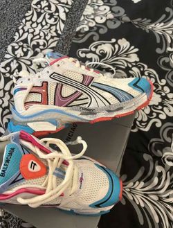 Belinciaga shoes