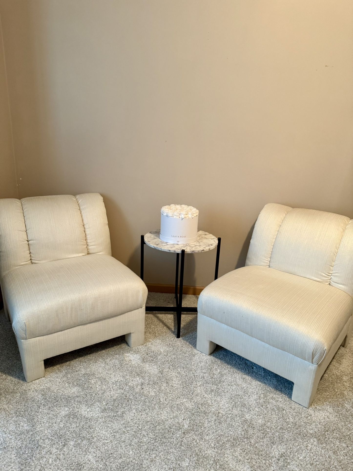 Set of 2 Armless Accent Chairs – Modern & Versatile