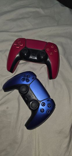 PS5 CONTROLLERS
