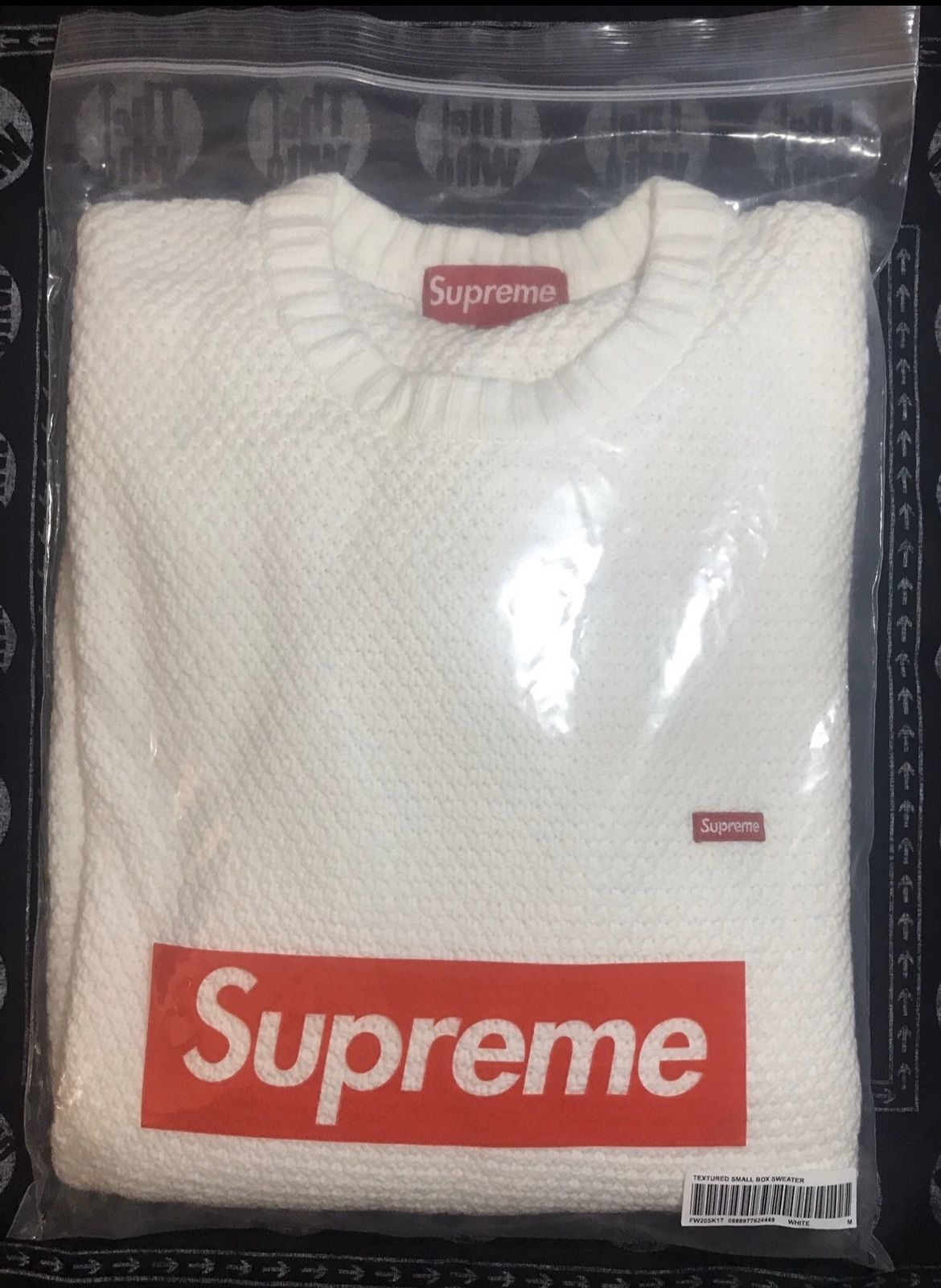 Supreme Textured Small Box Sweater White Medium for Sale in San