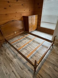 French Provencial Bedroom Set $500
