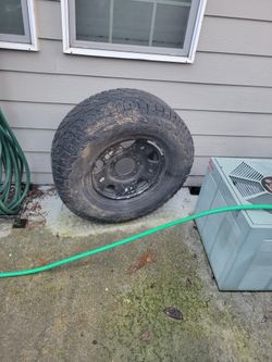 Super duty Spare Tire. 315/70/17