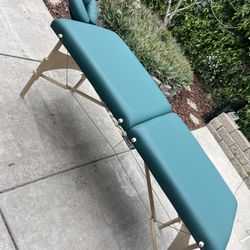 EARTHLITE Portable Massage Table HARMONY DX – Foldable Physiotherapy/Treatment/Stretching Table, Eco-Friendly Design, Hard Maple, Superior Comfort inc