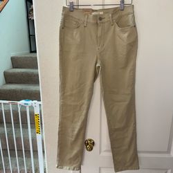 Levi's Straight Leg Pants in Khaki
