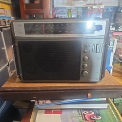 Old radio check radio