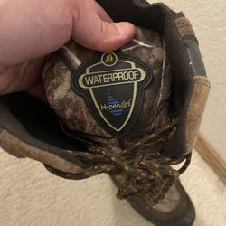 Lacrosse 18” Snake Boots. Size 8