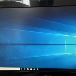 Desktop Computer In Perfect Condition 