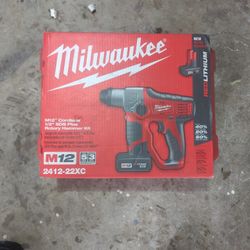 Milwaukee 2412-22xc