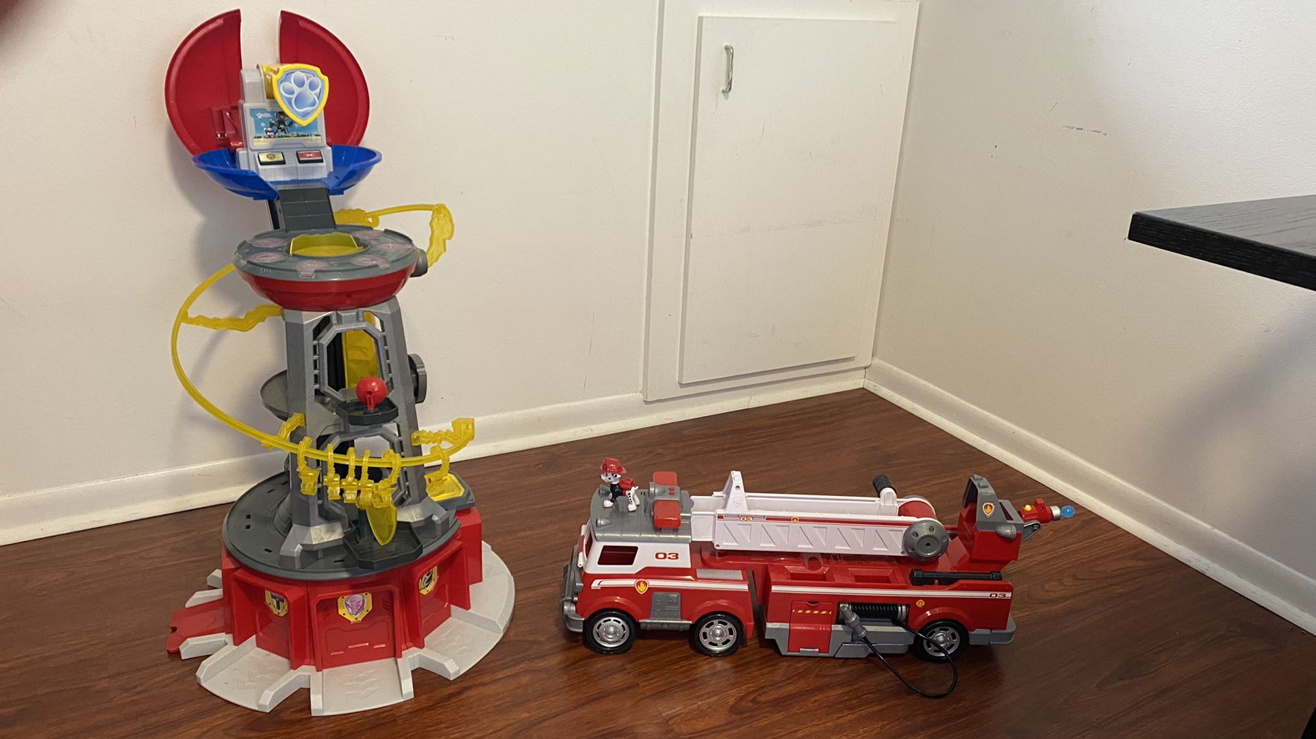 Paw Patrol Toy Lot Lookout Tower Ultimate Rescue Fire Truck & More! SEE PHOTOS!