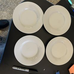Set Of 4 White Plates.