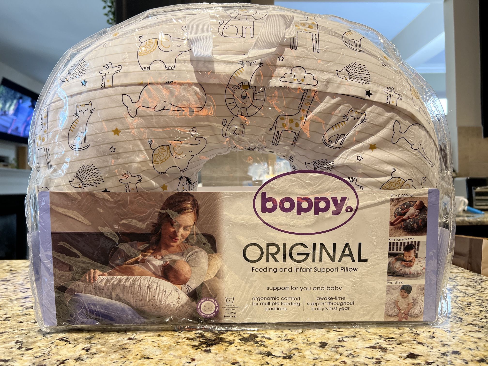 Boopy original support pillow with extra cover