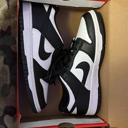Nike Panda Dunk Low 