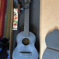 Outdoor Ukulele Tenor Carbon Composite 