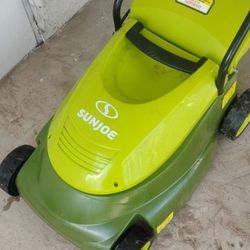 Sunjoe Electric Lawnmower. 