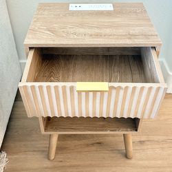 End table
