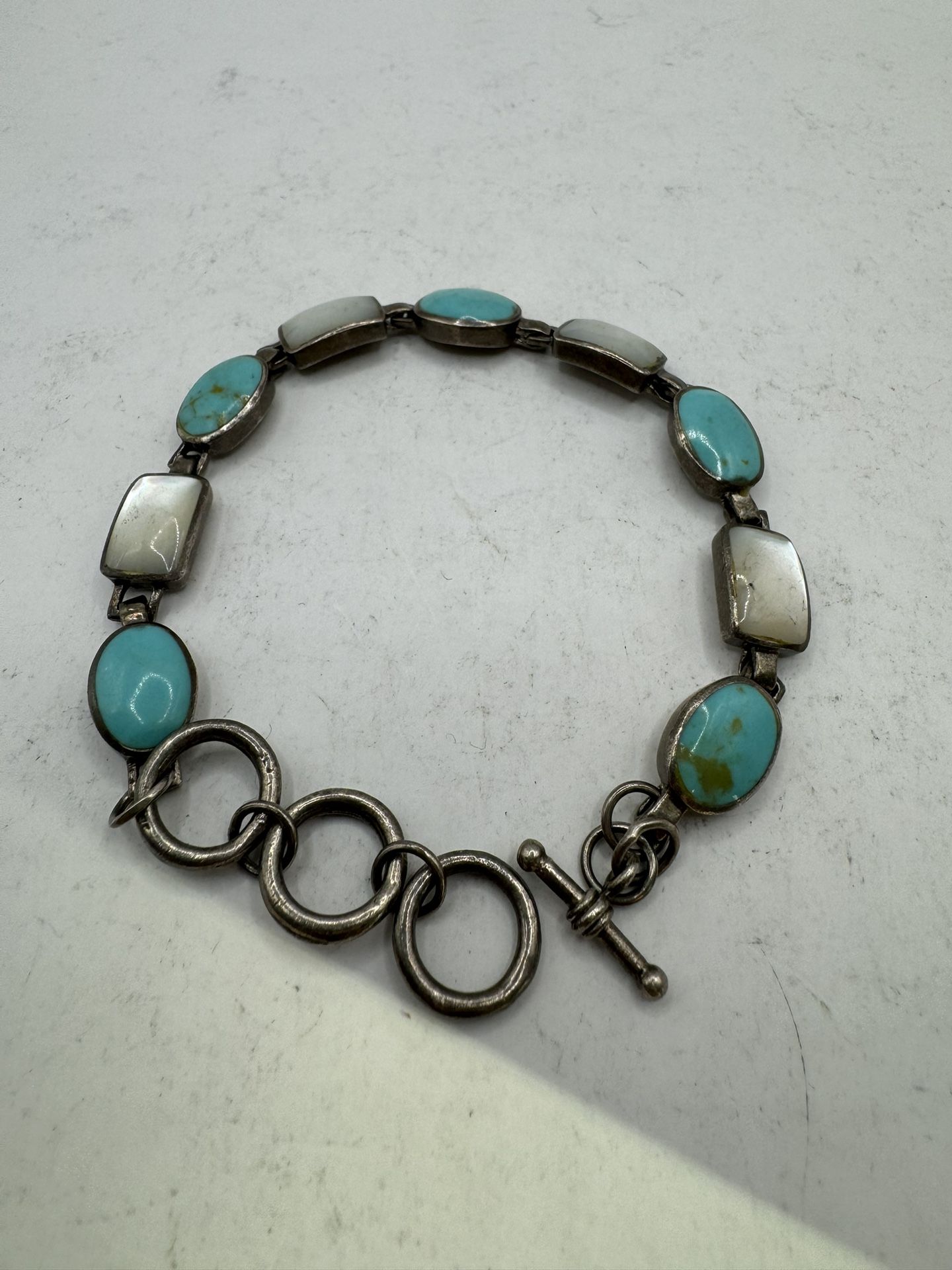 Vintage Sterling Silver And Turquoise Bracelet 