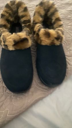 Skechers leopard black slippers
