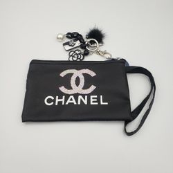 Wristlet