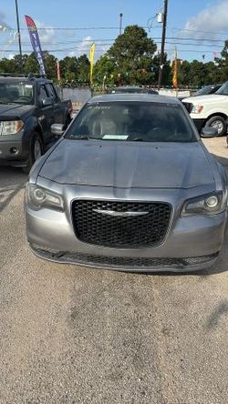 2018 Chrysler 300