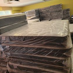 Cali-King Regular Set 