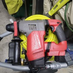Rotary Hammer Milwaukee Fuel TOOL ONLY 