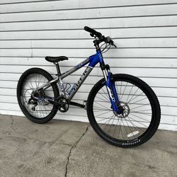 Trek Mountain Bike