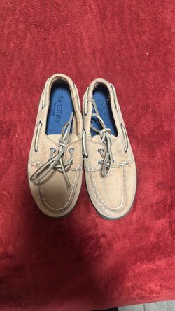Boys shoes