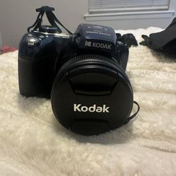Kodak PixPro AZ528 Digital Camera 