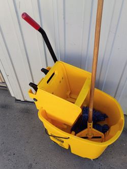 MOP. BUCKET.