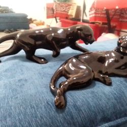 Black Cat Statue's